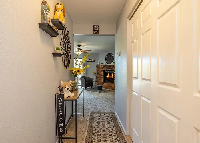 Spectacular Country Club Vacation Retreat Flagstaff